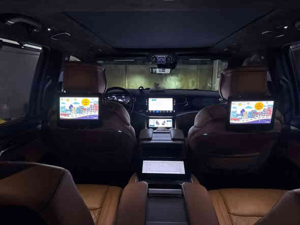 جيب كراند واكنير L  موديل 2023

سيرس 3فول فول مواصفات 
موديل 2023
رقم بغداد ابأسمي
تحويل ثاني يوم

عداد المسافة : mi30 الف

المواصفات فول

رادارات اماميه وجانبيه

بانوراما 3 فتحات

نضام سبورت - ستنو - نورمل - اوتو

مكينهV6  

3000 توين تيربو

جكات جوبلس بكل وضعيات القياده

دوسات كهرباء مع الترحيب

انارة ترحيب بنوع السياره 

7راكب داخل اسود وشاشة تحكم VIP وصاج جوزي

قياده ذاتيه

شاشه قاصه قلاب 

كراسي مساج مع تدفئة وتبريد

زراك ماي كامره امامي وخلفي 

كامرات 360

سكليترات كهربائي صعود ونزول

شغيل عن بعد شاشه كبيره

جنطه كهربائية شفط

حساسات امامي خلفي

5 قطع تبريد

نضام الاتو بارك

نضام تشغيل المحرك الذاتي

سستم صوت 16 سماعه  + دمام خلفي ناقل حركه 8 سرعات

لايتات زينون + كشافات زينون

مع سبير لك وكامل العده 

صبغ جاملغ خلفي فقط 

بنيد وجاملغ BDR 

صور الحادث مرفقه بالكامل 

رقم بغداد بسمي
بيع او مراوس 
***********

السعر 525
