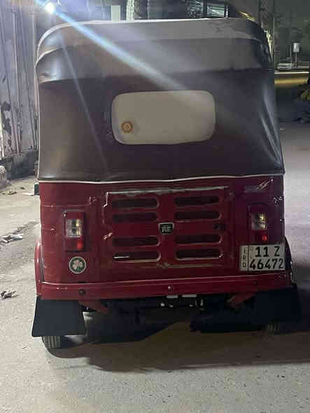 سلام عليكم تكتك للبيع موديل 19شهر 1ما مضلع  رقم مكان بغداد جسر ديالى ***********
