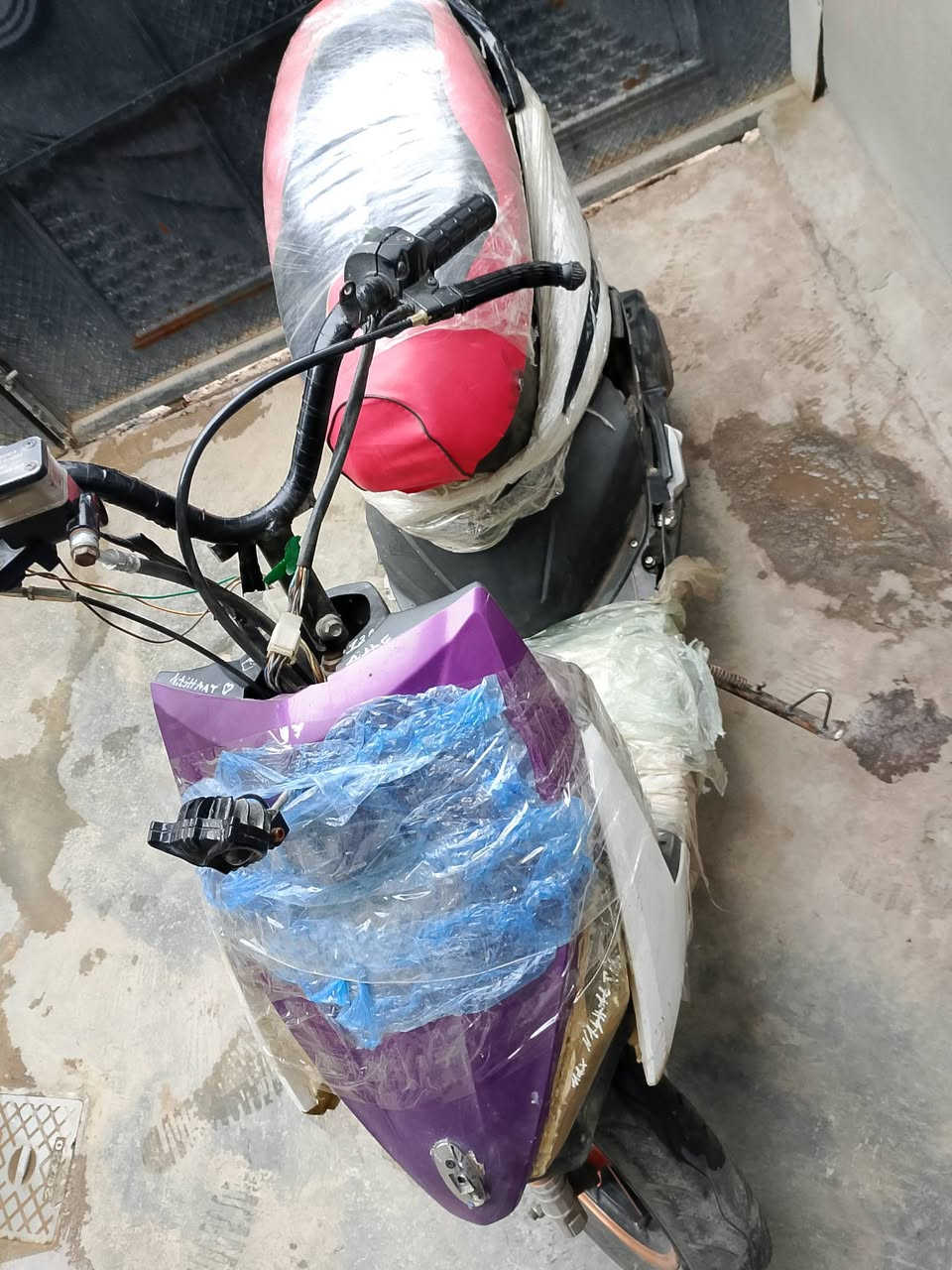 ماطور ماكس للبيع سعرا 100الف يرادله تصليح ابيع جف تراب ‏‪0771 465 4963‬‏
