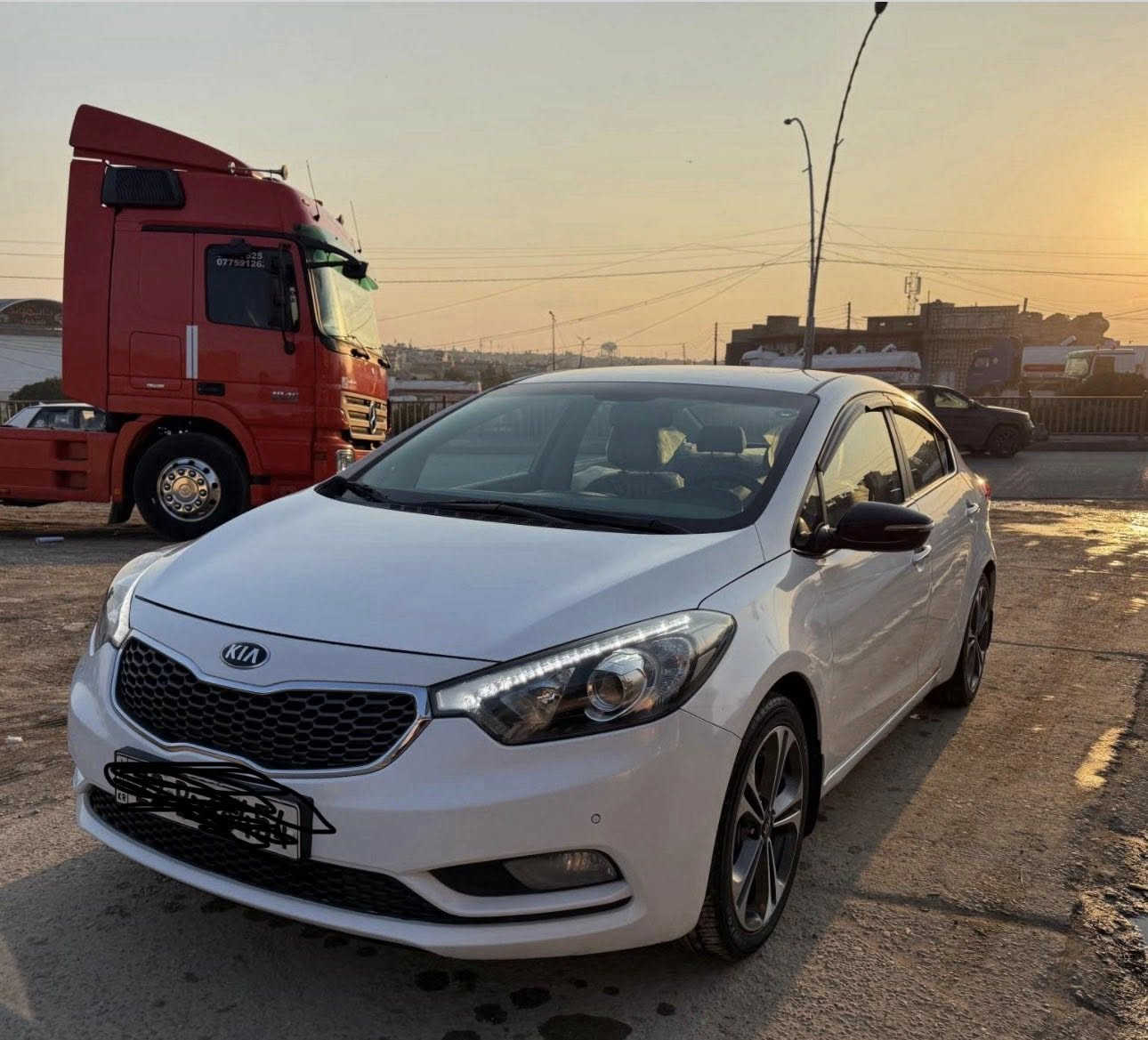 موصل حي البلديات
سلام عليكم

سيراتوا ٢٠١٤ خليجي كلين بدون صبغ ٥ ويل كب تبريد قطعتين تحكمات ستيرن شفتات ستيرن فول مواصفات عدا الفتحة السعر ١٢٥ 
للاستفسار اتصال ع الرقم 
***********
