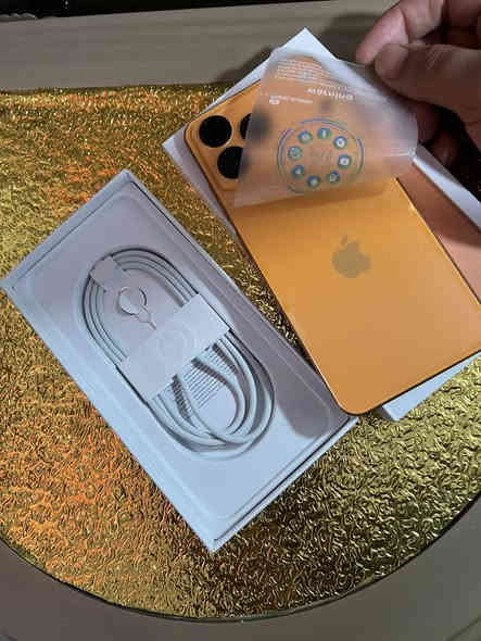 ايفون 17برو ماكس الكوبي ماستر الصيني لحد يجي يكلي اصلي  ذاكره 512 بعده جديد  ما مستعمل سعره 140وبيه مجال قليل عنوان كربلاء الشراي يتصل ***********
