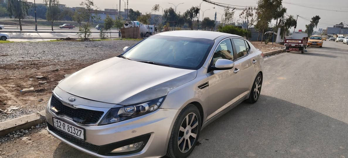 للبيع كيا اوبتما موديل 13 امريكي ،،السعر117,,نص فول ،،بيها حافة البونيد صبغ ،،بيها كابون ،،ماشية 89ميل،،***********,,
