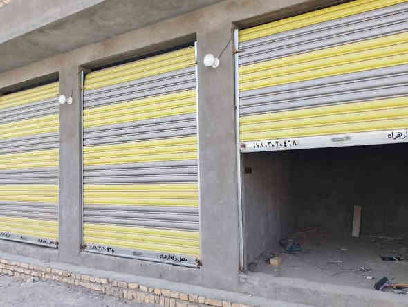 السلام عليكم ثلاث محلات للايجار التضحيه فرع العلوه الرئيسيه السعر 150 مع المجال قابلت للايجار المحلات طبق ثلاثه الرقم الهاتف ***********
