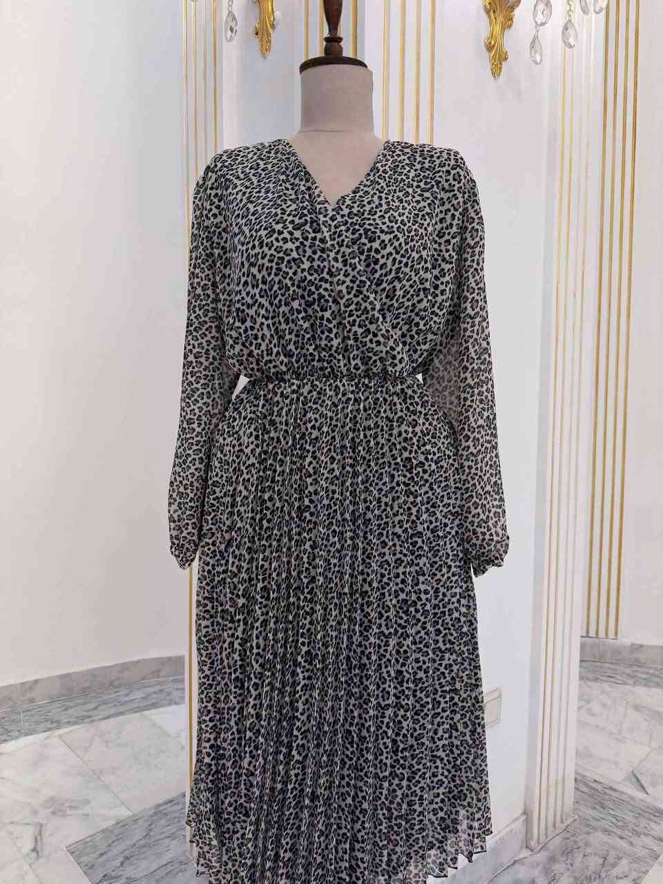 فستان شيفون مبطن درجة اولى ✨ 😍 

الخامة: شيفون عالي الجودة مع بطانة داخلية ناعمة.

السعر 33 الف 

قياسات تبدأ من 38 إلى 52

 يتوفر توصيل لجميع المحافظات 5الاف حلة, بابل


**إذا كنت صاحب هذا الإعلان وتريد حذفه لأي سبب، رجاءا أرسل رسالة إلى الدعم الفني**