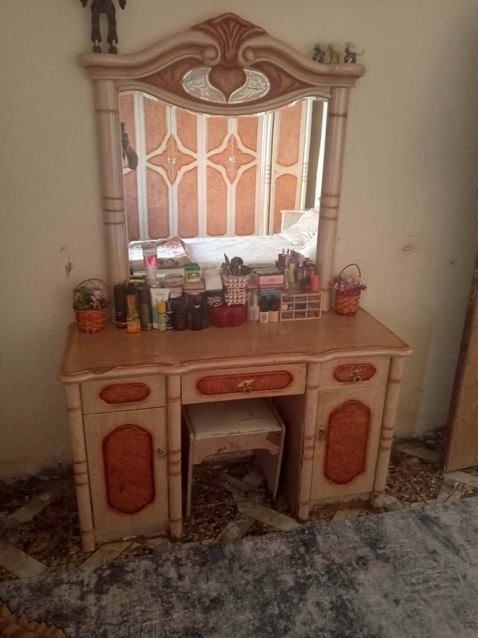 غرفه تركي  البيع الحب شوفه *********** هاذه رقم
