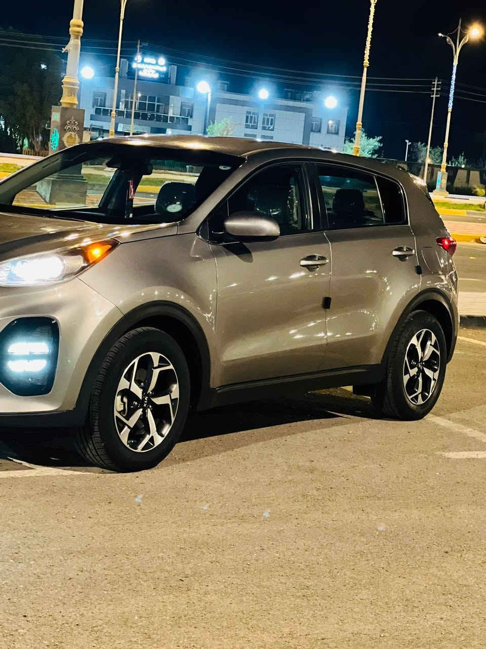 سلام عليكم سياره سبورتج موديل 2020 وارد امريكي الاستفسار 
***********
