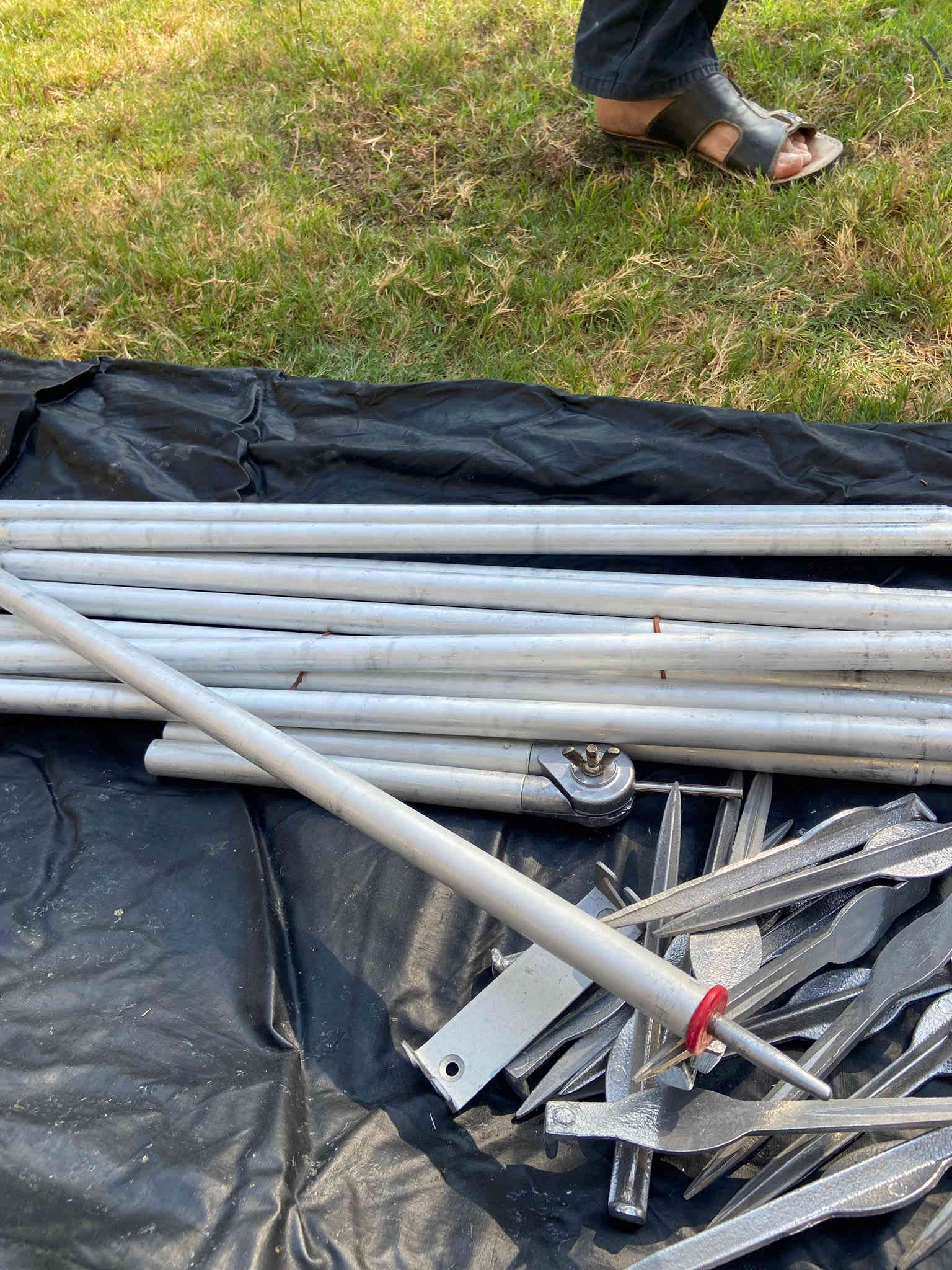 السلام عليكم ؛
من بعد اذن اصحاب الگروب المحترمون ؛
اعرض للبيع : خيمة چيكية الصنع من نوع ( Jested)…. الابعاد تقريباً: 250x200x150 cm
الخيمة اصليه وصناعتها متينه وصنعت للاغراض العسكريه ومخيمات الصيد وغيرها ….. تتسع لاربع اشخاص او اكثر..
جلد اصلي وچادر مقاوم لكل الظروف البيئيه من برد وحر وعواصف وثلوج..
فقط السحابة عاطله بسبب التخزين لمده طويله..
السعر ١٧٥ الف دينار
☎️ ***********
مع الخيمه هديه ( خيمة صغيرة للاطفال سعة شخصين)
بابل/ الحله
