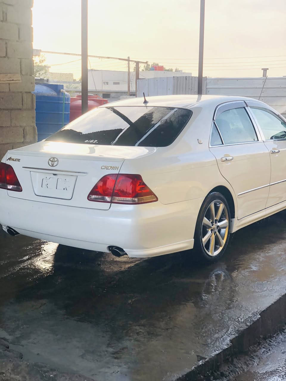 سلام عليكم /اللهم صلي ع محمدوال محمد 
شاهينه دخول جديد شاصي 84فول كفاله 
تحويل بسم المشتري ثاني يوم 
3دكم 
فتحة سقف 
مديل6 بصمه رصاصي 
داخل جلد اسود ملكي كشن حظن تدفه تبريد 
كأمره دوار حساس خلفي امامي ويل دنكه 
مكينه 3،500طياره 
سعر170وبيه  مجال شراي اتصل وبلخدمه بيع فقط فقط مكان سياره بصره 
للستفسار ***********
