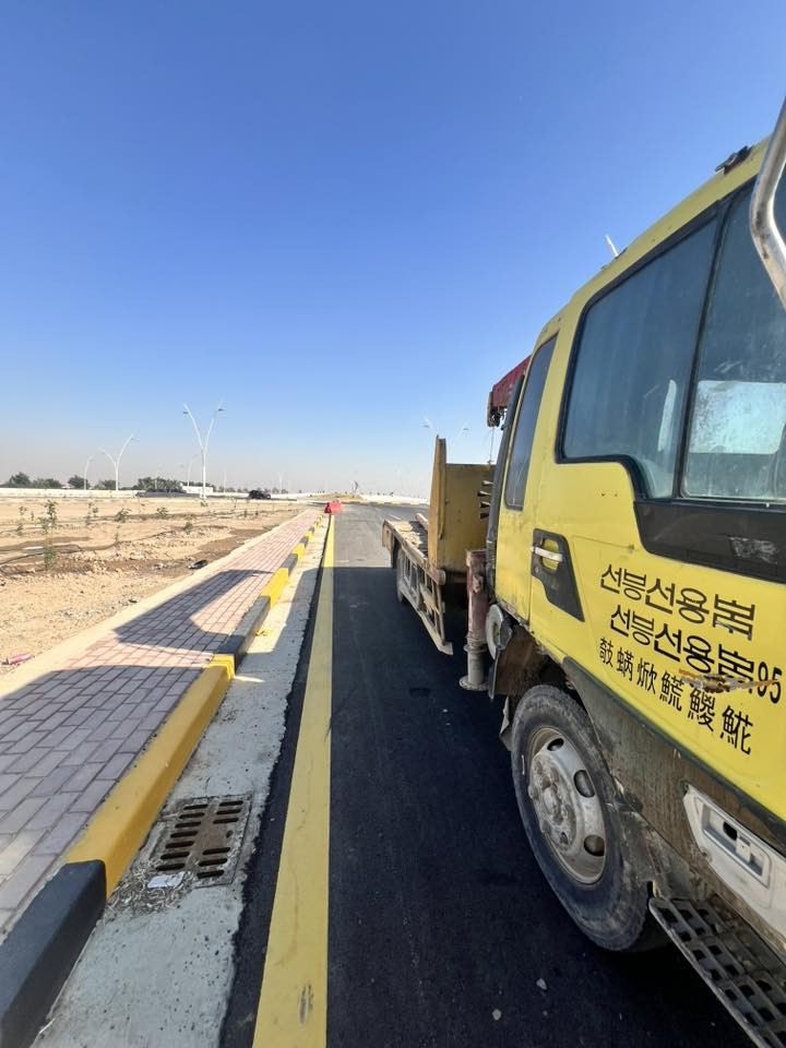 سلام عليكم اكرين هينوحجم ٧٠ موديل ٩٠رقم بغداد بل سنويه اكرين الچب مالته يونك ٣ونص طن ***********المكان سامراء
