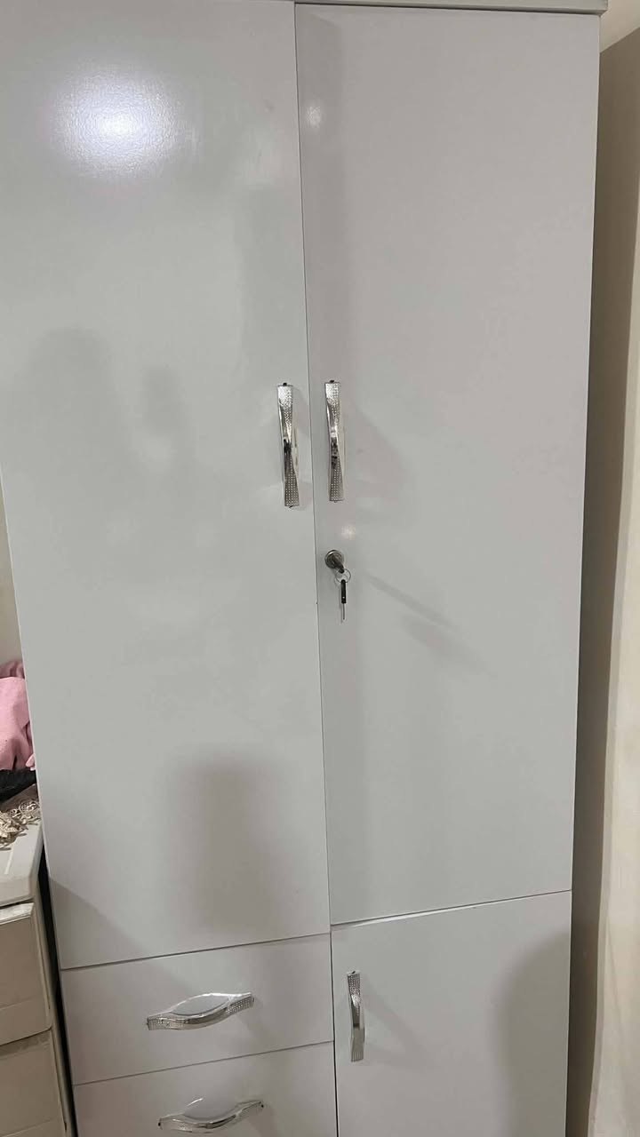 السلام عليكم 
تخم تركي ٧مقاعد نظيف جدا اي ضرر مابي  سعره ٣٠٠ 
وكنتور تركي نظيف جدا سعره ١٢٥ 
مكانهم الكاظميه


**إذا كنت صاحب هذا الإعلان وتريد حذفه لأي سبب، رجاءا أرسل رسالة إلى الدعم الفني**