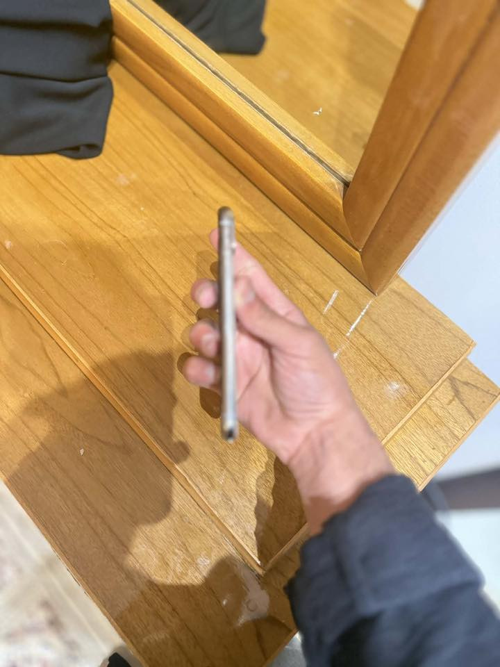 ايفون x
ذكره256
مبدل فقط شاشه اصليه 
بطاريه 73
بي مشكله بل صوت يروح ويجي صوت 
او مراوس اي شي عدكم عادي 
مكاني بابل 
السعر 120بي مجال


**إذا كنت صاحب هذا الإعلان وتريد حذفه لأي سبب، رجاءا أرسل رسالة إلى الدعم الفني**