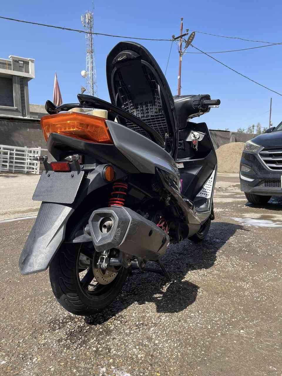 سلام عليكم سكنس شمعه ياباني الدراجه خير من الله ماشيه (٤٠) ألف ما بيها اي نقص مزوده بيها شغلات مكفوله من كل شي . الشراي يتصل. ***********
