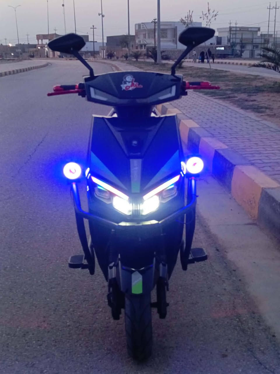 مكلف بل نشر مكلف بل نشر
للبيع موطور شحن سكنس 2026 مستخدم قليل 6 بطاريات 
السعر 775 وبي مجال 
للتواصل ‏‪***********‬‏
