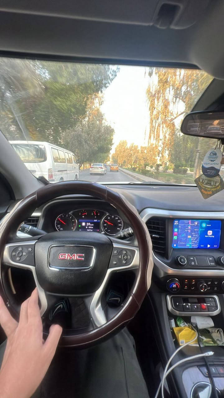 لون أبيض × ويل وشبك أسود يطي شكل ملكي 😍
الممشى: 83 ألف كم فقط ✅
محرك 4 سلندر تيربو اقتصادي وقوي
رقم الشاصي: 1GKKNKL42NZ164216

✨ مواصفات مميزة:
 • شاشة كبيرة مع أبل كاربلاي وأندرويد أوتو
 • كامرة رجوع + حساسات
 • دخول ذكي وتشغيل بصمة
 • تبريد أمامي وخلفي
 • ويل 20 إنج أسود (Black Edition)
 • السيارة مدوشمة بدبي كامل المقاعد دوشمة درجة اولى 
• إضاءة LED حديثة

📌 السيارة بيها حادث (قطعتين) جاملغ وبنيد عكس السايق وطخة خفيفة بجاملغ السايق ورصعة بالصندوك اني ممعدلهة لان مماثرة  
البچم بدون دواخل وبدون شواصي مبدل دينالي يجي شكله احلى بهواي واحسن حتى بالطريق الخارجي ميجي حصو على الراديتر 

اي تفاصيل ثانية اتصل او راسل وتدلل
💰 السعر المطلوب: 237 ورقة

📞 للاستفسار: ***********

