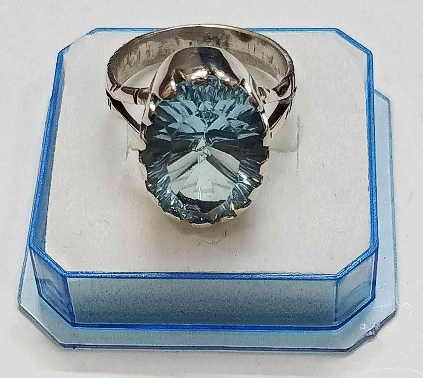 خاتم ‏مجوهرات التوباز فضة 925 صياغة يدوية قياس الخاتم 23 السعر 45الف
‏توصيل جميع المحافظات5الف
‏*********** بغداد, العراق
