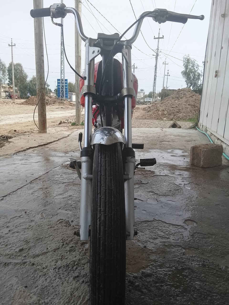 سلام عليكم دراجه للبيع ارشه موديل 21 أو مراوس اب ماكس نضيفه *********** واتساب موجود  سعر 475 وبيه مجال المكان شهربان ديالى ميعجبك المنشور اعبره
