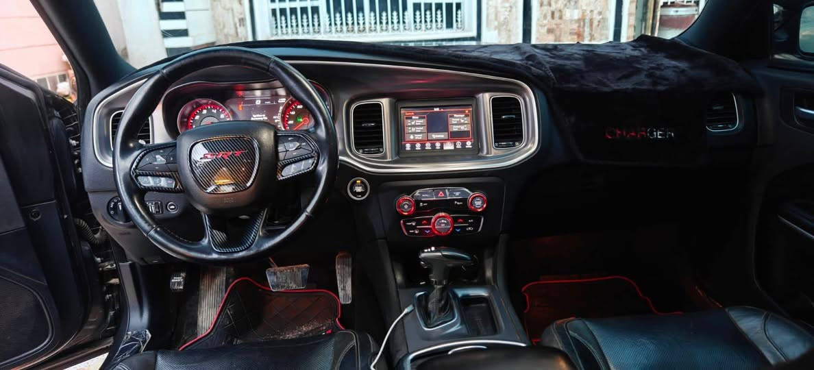 دوج جارجر 2020جيتيV6  وارد كندي  مكينه وكير وحداديه كفاله حادثها جاملغ والبنيد   محدث SRTوالدعاميات وعليها دبات رياضي عل ريموند  سياره  اربيل الدولي سنويه جديده تحويل وكاله مضمون فول موصفات للخير ما عدا الفتحه كشن جلد خزن ميموري كشن حضن تدفه وتبريد بل كشنات الخلفي والامامي مري قلاب  وهيتر ستيرن  بصمه تشغيل عن بعد ماشيه90 مكان سياره كربلاء طوريج …السعر 198الهاتف ***********
