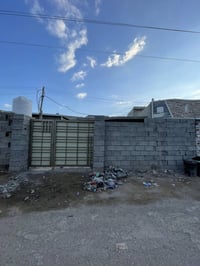 بيت للبيع • غرفة ٥×٥ • يم السل مال حمزه