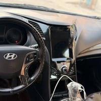 ازيرا موديل ٢٠١٢ وارد خليجي سيارة كفالة عامة ماعدا الضربة الي بالصور ا...