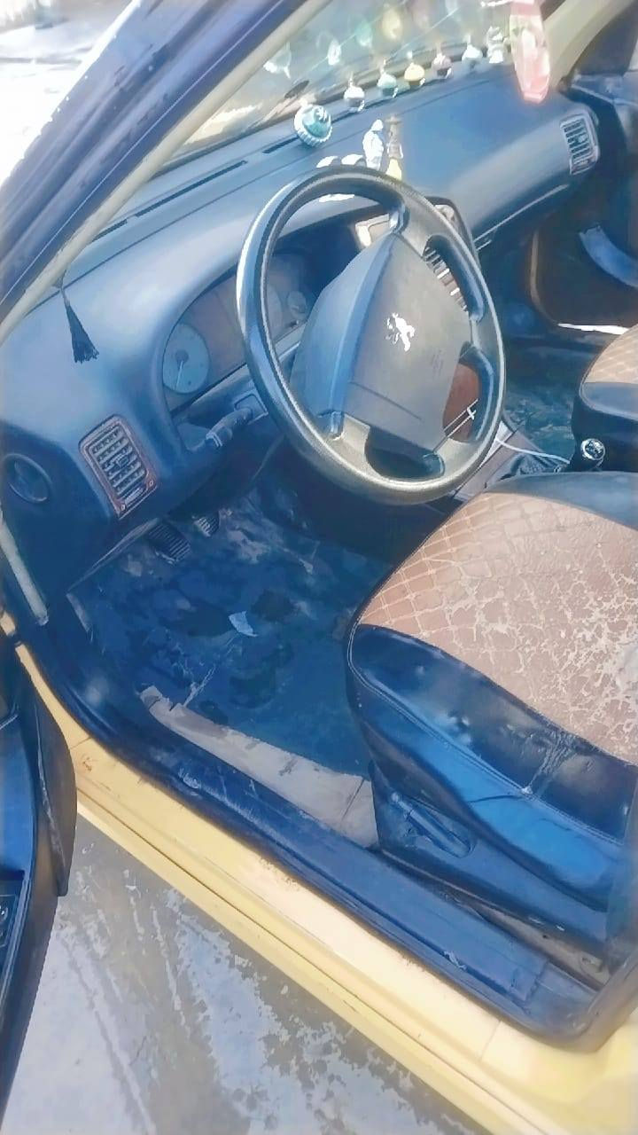 من رخصت صاحب الكروب
بيجو بارص
موديل 15
سياره مكينه كير خير من الله
الكشر فقط جامل خلف السائق
تخم تاير تدفه تبريد
مصفر هيئه
شرط التحويل
المكان بغداد الكماليه *********** السعر 41 وبيها مجال للطيبين اي استفسار اتصل وبخدمتك
