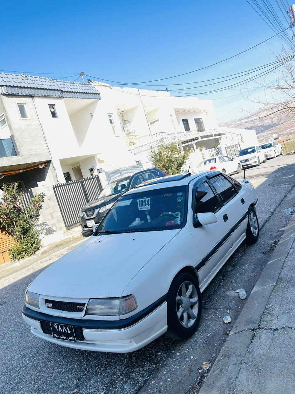 سەرەتا بەناوی خوای گەورە ئۆپڵ ڤیکتڕا علووج مەکینە ۲۰ مۆدێل ۱۹۹٤ گێڕو مەکینە بەشەرت ئێلفڕۆی نوێی لەسەرە لەدەعامی پێشەوە هەتا دەعامی دواوە کامل ئەشیای نوێی لەسەرە هەردوو دەعامی ۹٥ م بۆ بەستاوە دەشبوول ئێڕباگ نوێ بێ تەقیوی گەرمی و کارەبایی و ناوگێچ کامل ئیش دەکا بەشەرت برێکی مەزبووتە چوار تایەو ویلی نوێی لەسەرە سەیارەکە مەسرەفی تێدانیە توندو تۆڵە مووس و بڕاوەی نیە دەعمی قووڕسی نیە خایسو ڕزیوی نیە تاقم لایت و بەگلایتی نوێم بۆ بەستاوە کامل ژێر سەیارەکە لیدم بۆ بەستاوە سەیارەکە وەک ڕسمەکان جوان نەبوو مەسرەفی ڕێگات عایدی من سعری ۲٨ وەرەقەو کەمێک مەجال  نامه مەنێرە بڵێی پارەی ئاڕمێکە زۆر خاوێن و جوان ماوەتەوە شوێن کۆیە ***********
