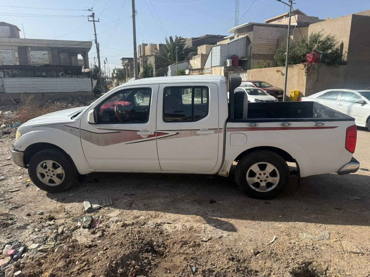 نيفارا ٢٠١٤ نضيفه بيها بارد بلباب الوره بيها منضومة غاز السياره شماليه والتبريد واكف
السعر 105
وهذا رقم راعيها للأستفسار
***********
