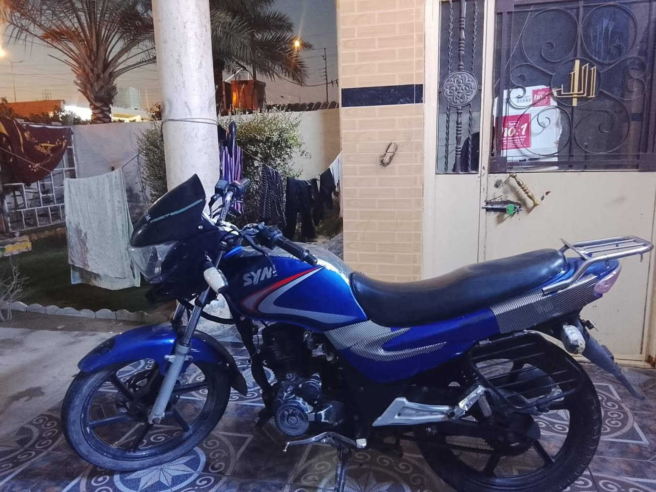 دراجه للبيع السعر 600 بيه مجال جديده كهربائيات كله شغاله مكفوله من كلشي موديل 17 محرك بلادي عنواني الرمادي شارع 20.     ***********
