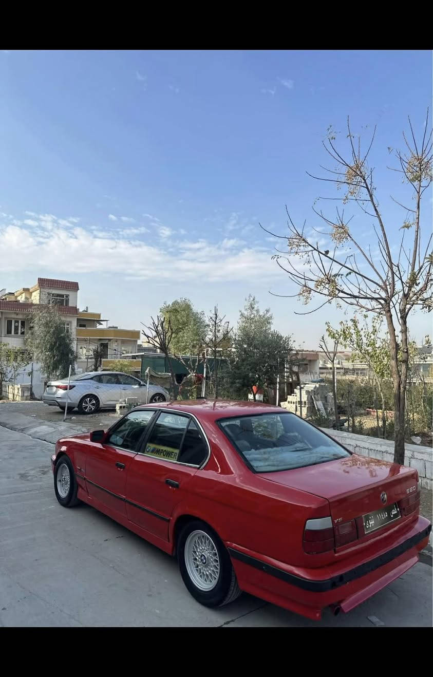 Bmw 1991 525 گێڕ عادی گێڕومەکینە بەشەرت سەیارەکە ئاڕم دهۆکە بەشەرتی ئەوەلیات تابڵێی بەقوەتە دەعمی قوورسی نییە سەیارەکە مووسە بەو شەرتە ئەدەمێ هەستی پێ نەکەی تابڵێی جوانە بۆ مەعمەلە تەلەفۆنم بۆمەکە قفڵی تەنها ٢٥ گەڵایە تەنها فرۆشتنە سەیارەکە لە چەمچەماڵە ***********
