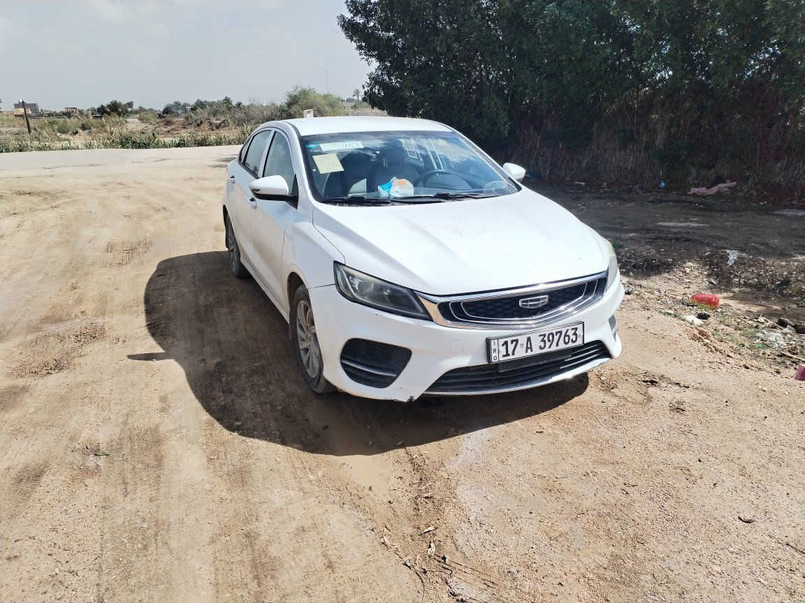 جيلي موديل ٢٢ معوقين مثنى سياره مكفول ترهم مراوس للاستفسار الاتصال ***********
