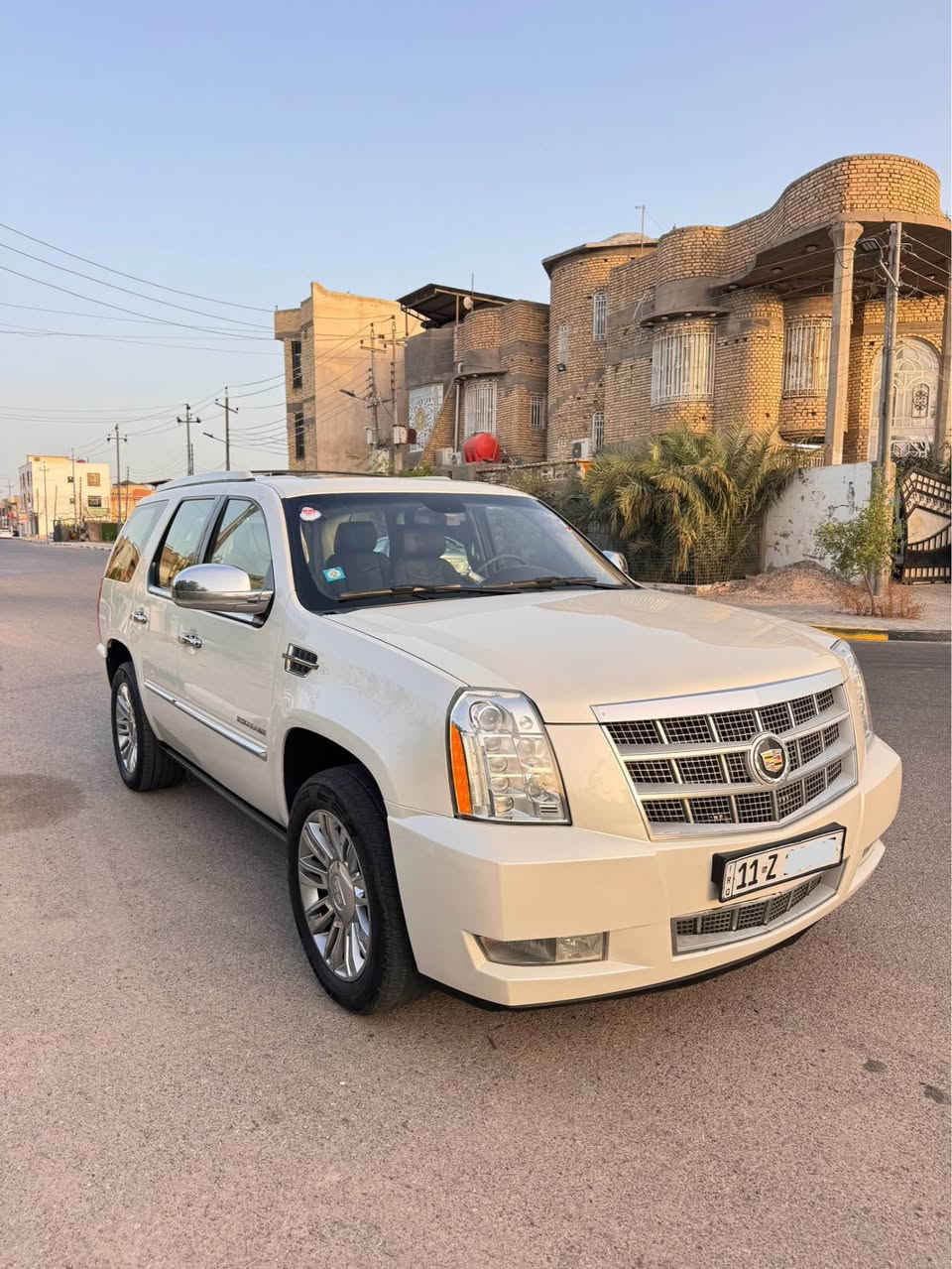 كاديلاك اسكاليد خليجي 2014 

سيارة وارد خليجي مكفولة من كلشي رقم بغداد بسمي سيارة فول موصفات بلاتينيوم لايت 7 عدسات اعلى فئه سيارة جديدة كلش بوضع الوكاله ماشيه 140 السعر 265 رقم الهاتف : *********** البصرة, العراق
