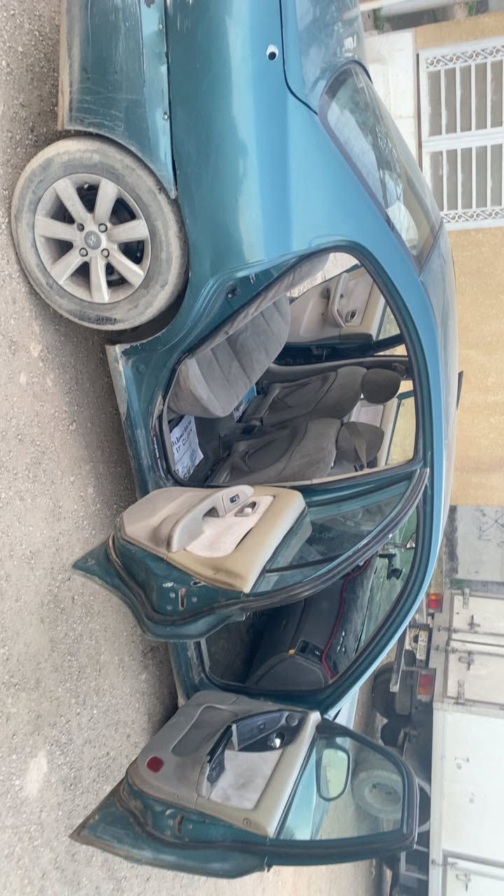 السلام عليكم سيارة النترا للبيع السياره كما موضح امامكم بل صوره مكاني بغداد البلديات للاستفسار والتواصل على الرقم *********** السعر 58وبيها مجال للشراي
