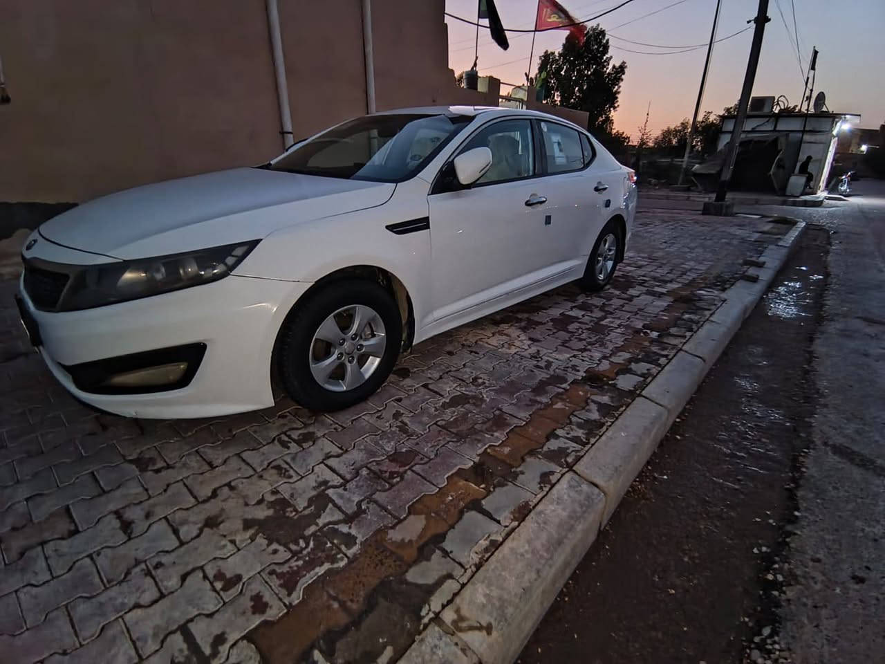 سلام عليكم k 5 وارد كوري للبيع رقم بصره سياره جهازه تبريد حداديه تخم تاير محرك 2000 سونار مرفق بصور مكان سياره ميسان سعر خاص ***********
