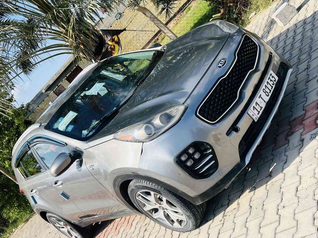 ‏Kia سبورت موديل 2017 مكينة وكير  وحداديه  وصدر وتبريد كفالة وارد أمريكي حادث بنيد   رقم بغداد تحويل مباشر السعر 118 وبيه مجال بسيط
ماشيه 120 ملاحضه سياره  بيه مكانت صبغ  بيه حزام
 ‭0777 657 4520‬  

￼
