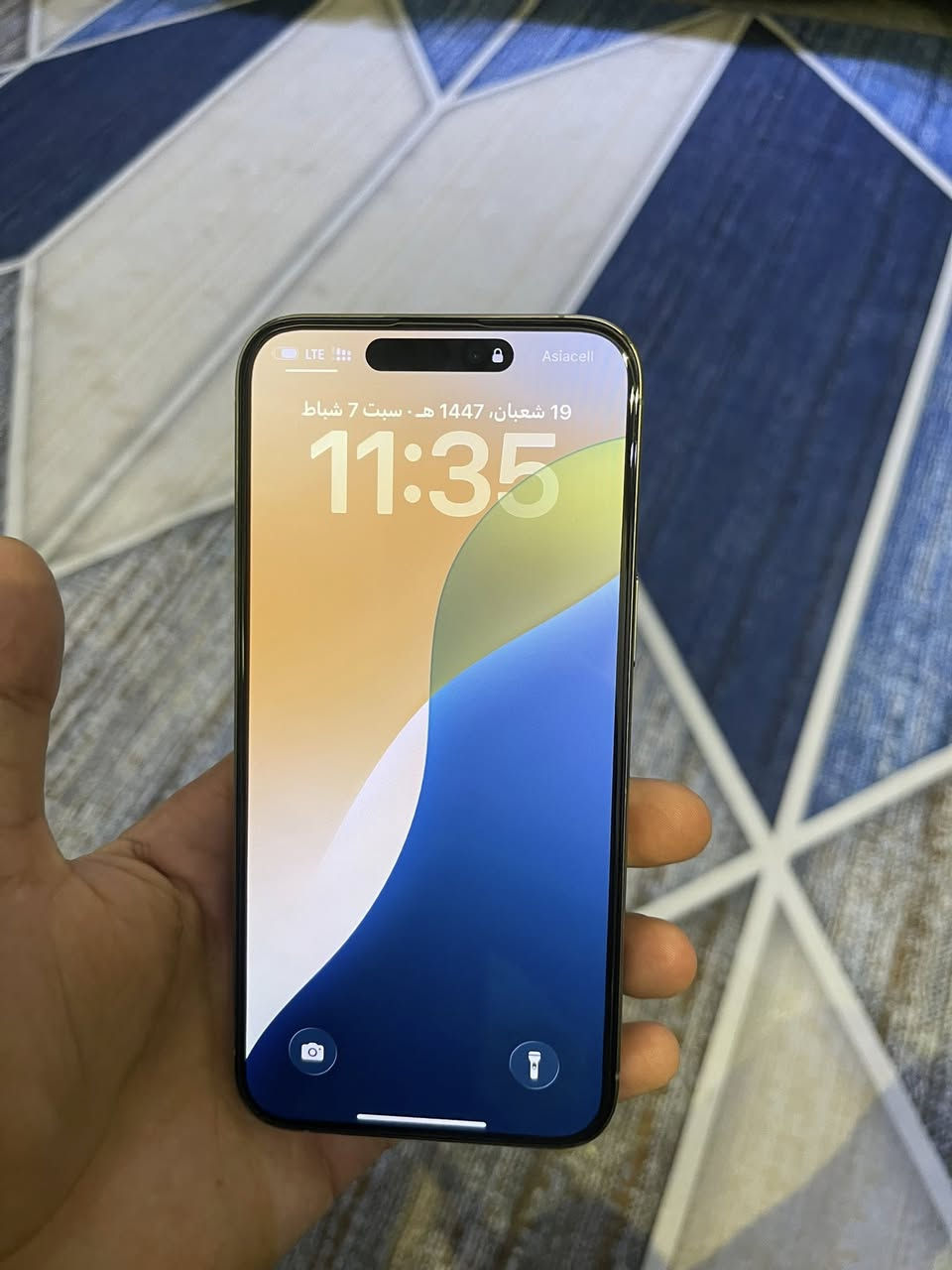 ايفون 15 بروماكس ذاكرة 256 لجهاز نضيف استخدام شخصي مبدل ظهر فقط بدلت الظهر وصارت هيج ب شاشه ثواني وتروح لجهاز كلش نضيف مكاني بغداد الامين الثانيه *********** السعر 800 بي مجال بسيط
