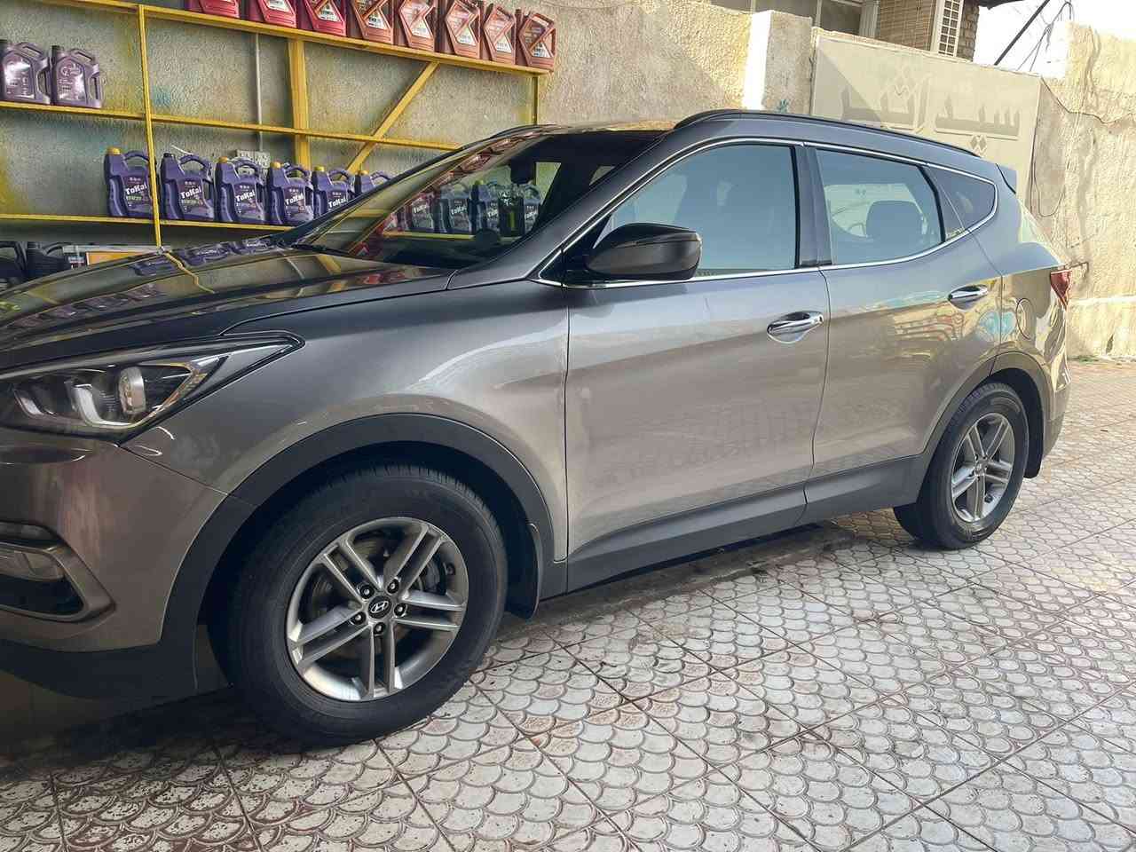 سنتافيا موديل 2018 مكينة 2400 داخله كلين فول عدا البنوراماً رقم قادسية السعر 140 بيع سريع سونار مرفق 
 ***********
