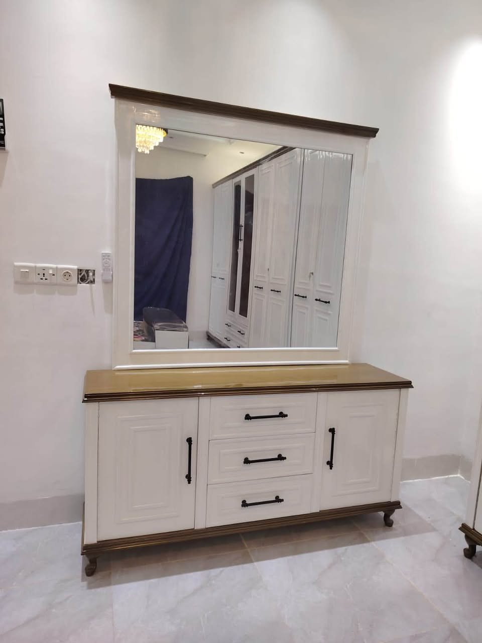 عرض جديد😍 والمتانه والجودة 🥰😍

#معرض_دبي_للاثاث_المنزلي يبحث دائماً عن الرغبة الحقيقية والأذواق المختلفة✅

لاجل اذواقكم نصنع الاختلاف والتميز 💌
ولذلك عدنا لكم بعروضنا المميزة، وبأسعار مناسبه 

🔻🔻
اسعار _ تنافسيه

❇️العنوان /الموصل الجانب الايمن الصناعه القديمه بالقرب من جامع ابو زعيان ..بأداره الاخــوين
#ذنون_شوكه و #محمود_شوكه

✅التواصل مراسله الصفحه او الاتصال عالارقام التاليه

‭***********‬

‭***********‬

‭***********‬

‭***********‬
