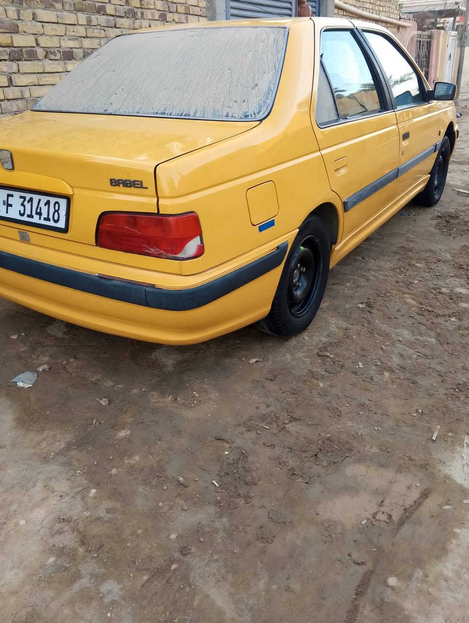 سلام عليكم ورحمة الله بيجو بارص(2015) رقم بغداد بسي تحويل ثاني يوم سياره غير مكينه حداده تخم تايرر تبريد ثلج كهربائية كفاله بيها جاملغ الخلفي صبغه شي بصيط ولبقيه كفاله سياره احله من الصوره السعر خاص   مكان السياره الحله انتصال رقم وتساب متواجد فقط *********** /*********** متواجد عل خط او وتساب فقط تحياتي لجميع
