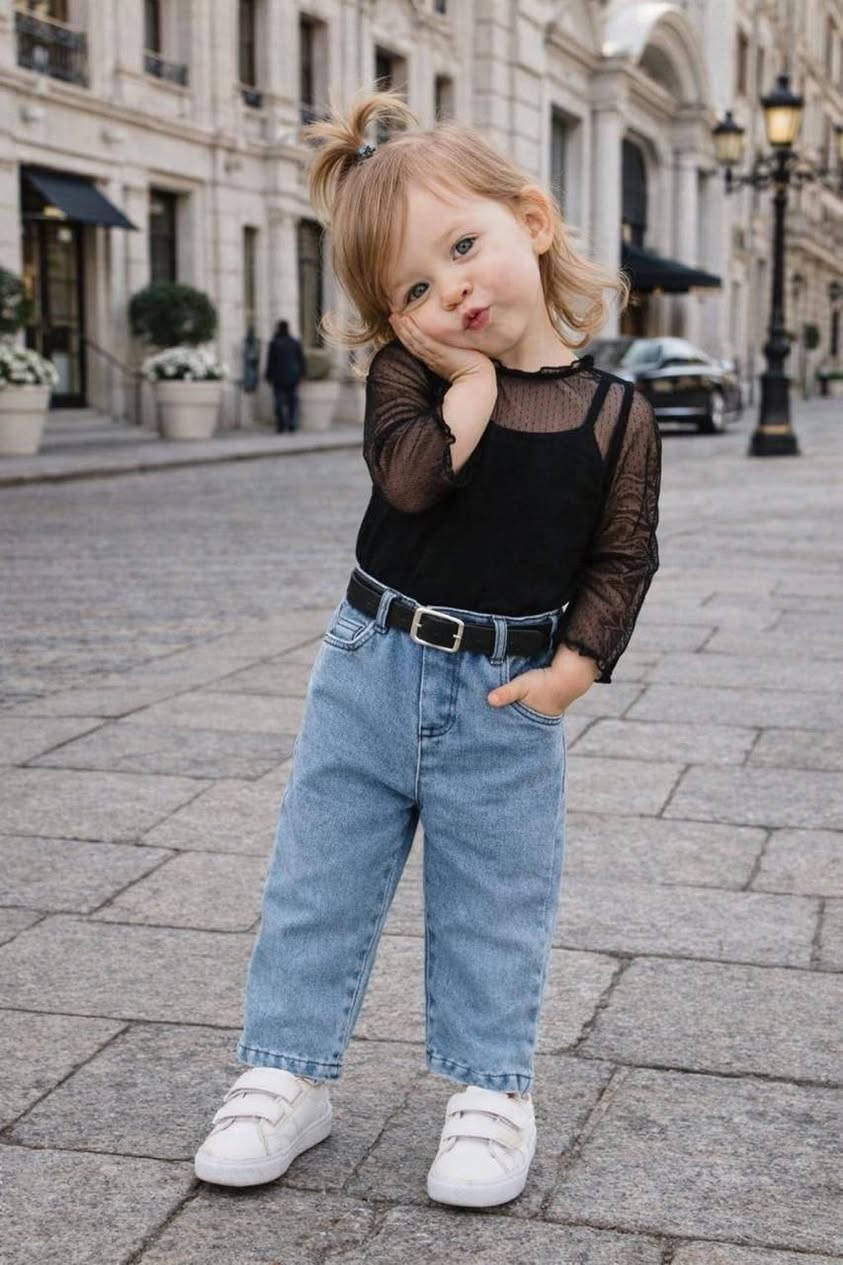 لأن العيد مو بس لبس…
العيد ذكرى تبقى بالصور 🤍
اختاري لطفلك إطلالة تفرحك قبل ما تفرحه 🎀✨
العيد جاي…
وخطوة الأم الذكية تبدأ من اختيار المريح لطفلها 🤍🎀

#اكسبلور
#العراق
#اطفال


**إذا كنت صاحب هذا الإعلان وتريد حذفه لأي سبب، رجاءا أرسل رسالة إلى الدعم الفني**