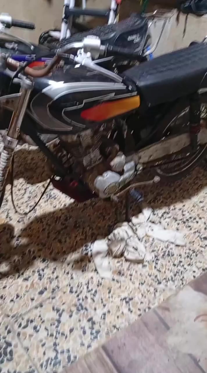 سلام عليكم دراجات طافيات ثنينهن ابيع كوم حديد قيم بل مايرضه الله عنواني بصره 
ابو الخصيب رقمي ***********
