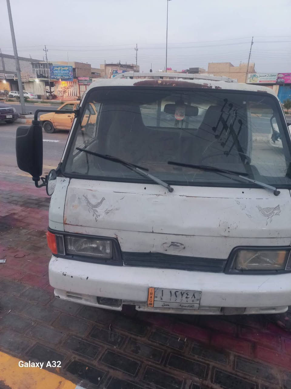 سلام عليكم كيه بنكو للبيع مديل 94 رقم السياره قادسيه 8 چنكال مكينه وشاصي مكفولات سعر السياره ب 38 وبيه مجال العنوان كربلاء التصال ع رقم ***********
