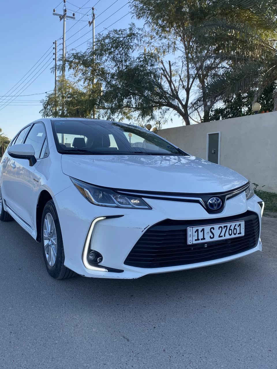 السلام عليكم تيوتا كورلا هايبرد صيني للبيع موديل 2021 سياره مكفوله من ضربه والحادث والصبغ ماشيه ٤١ سياره جديده على وضع الشركه بصمه وجلد احمر ورادار امامي وقياده ذاتيه ومانع تصادم واشاير لكزز ضايفله جام اوتو سياره حلوه وجديده السعر ١٤٣  مكان سياره بغداد التاجي للتواصل ***********
