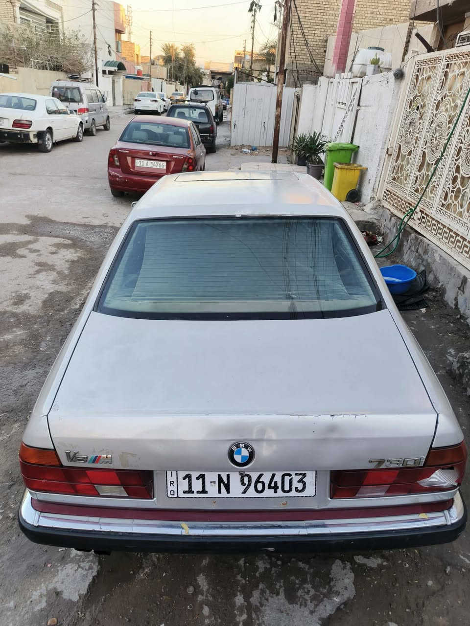 سلام عليكم بي ام موديل 94 حجم 730 فول مواصفات 8 سلندر كير ومكينه مكفولات تبريد ثلج دبل ايرباك دبل جكمجه برده خلفيه سلايت طكتين كشنات كهرباء حتى التجاوي تصعد وتنزل تخم تاير جديد سلف داينمو جدد رقم بغداد انكليزي بااسمي حداديه اماميه جديده اخوان عوزها دوشمه كشنات فقط السعر 45 وبيها مجال للطيبين *********** عنوان بغداد الري وره البياع وبيها ضربه خفيفه بس ضاربها معجون بس عوزها صبغ
