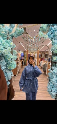 سوت نسائي • مقاس ٣٨-٤٦ • توصيل الزبير البصرة