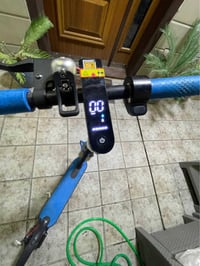 سكوتر 🛴 شبيه شاومي تايرات جديده مثبت سرعه لايت زنون جاملغ أمامي خلفي س...