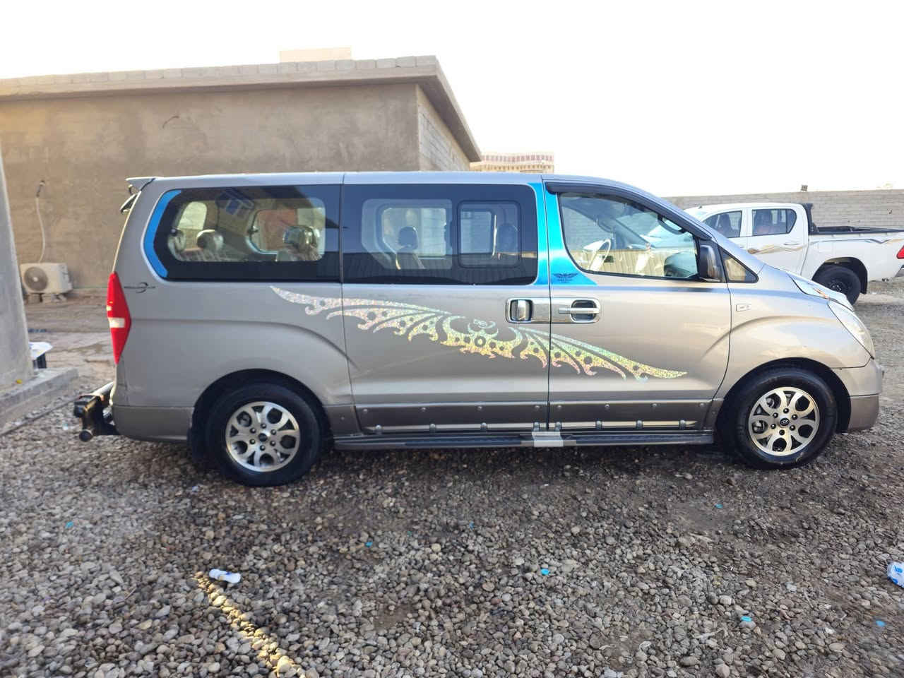 البصره قضاء الدير
السعر 195 وبيها مجال بسيط
سياره مجول مدير 2015
***********

***********
