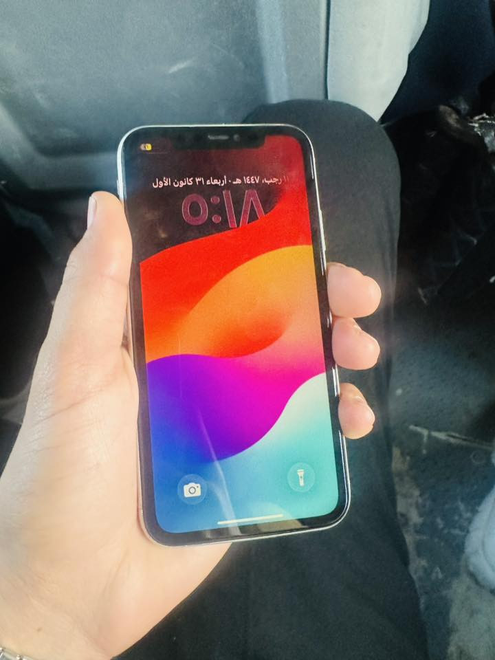 11 عادي 
ذاكره 128
بطاريه82
مستبدل شاشه وضهر فقط
السعر 140
عنوان بابل محاويل 
***********
