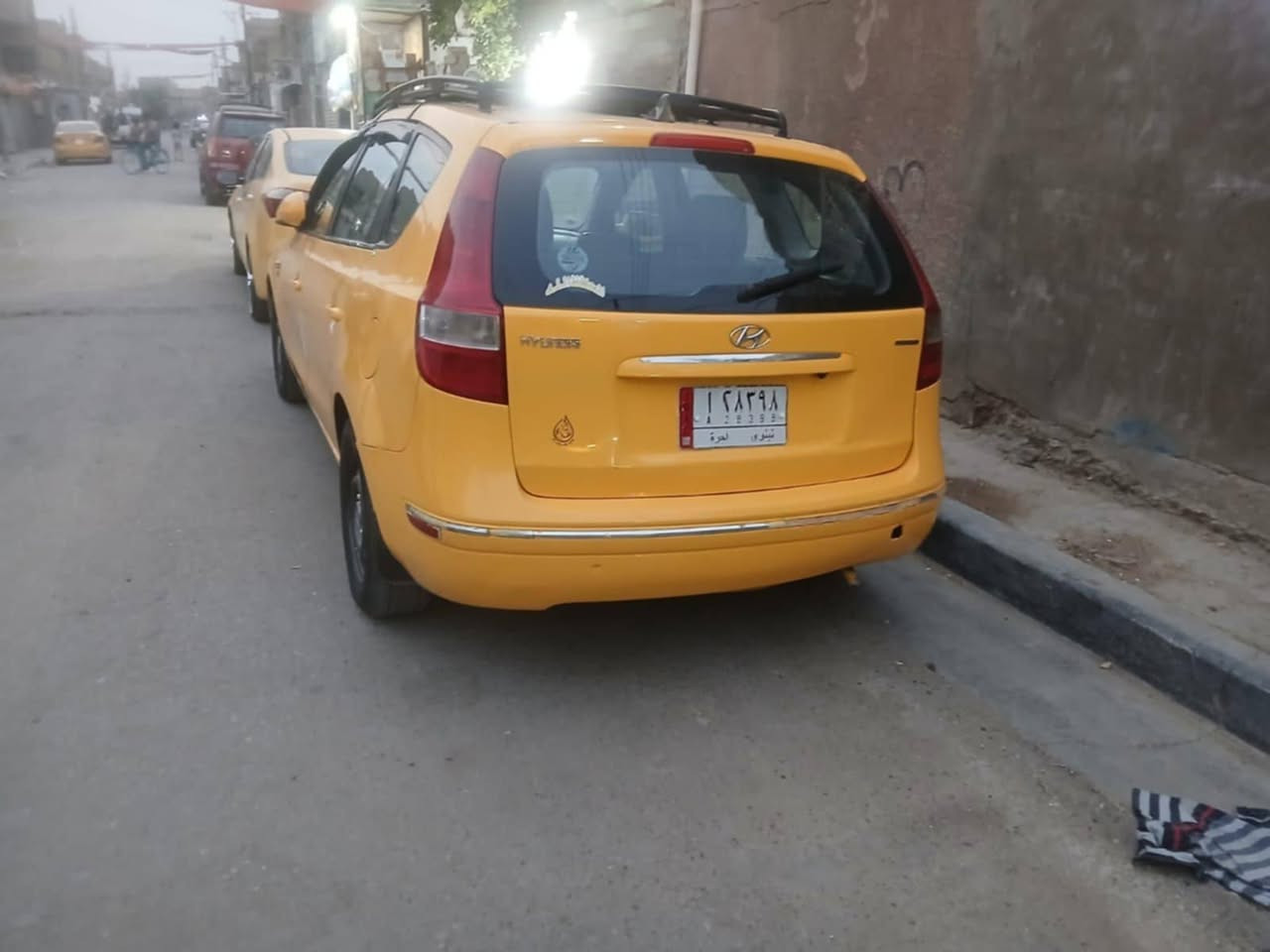 السلام عليكم
الانتره  I30 
موديل 2010
تبريد ثلج
محرك كير خير من الله
الداخل نظيف شاشة 
مكان بغداد  الدوره 
***********
***********
السعر 67 بيهه مجال قليل
