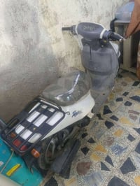 دراجه للبيع نقصه بس كابريتر تنضيف تخربط السعر 150للسفسار 07724445039