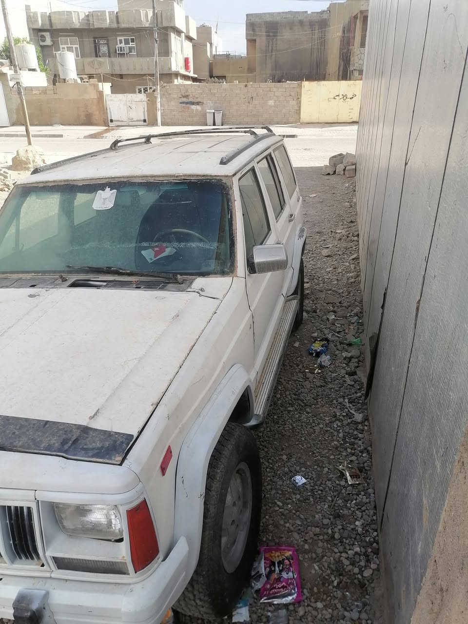 سلام عليكم جيب للبيع سنويه صقطه صحبه موجود السياره جنت محوره كير ومحرك بطه شلت المحرك وكير مال بطه جبت مكانه محرك فور واي السياره تريدله تحوير  المحرك موجو تفرعاته موجوده كهربايت كله شغاله سياره عايزه كير وتحورله دوسه مال كليج 
السعر ١٣ *********** وتساب
