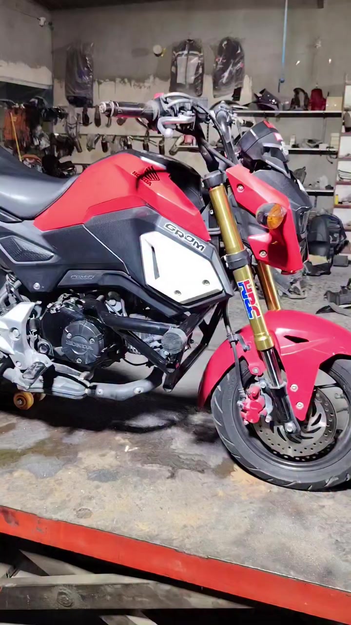 تزويد هوندا كروم درع اظافتن جرخه ودوسات تعليك


**إذا كنت صاحب هذا الإعلان وتريد حذفه لأي سبب، رجاءا أرسل رسالة إلى الدعم الفني**